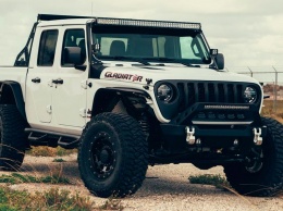 Ателье TR3 Performance подарило Jeep Gladiator 6,2-литровый двигатель (ФОТО)