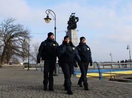 Нацгвардейцы уже полгода помогают патрулировать Херсон