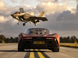 Гиперкар McLaren Speedtail бросил вызов истребителю F-35 (ВИДЕО)