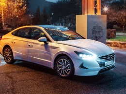 Hyundai Sonata теперь можно купить за полтора миллиона рублей