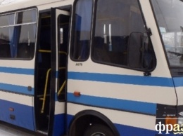 В Тернополе водитель автобуса отказался везти детей-льготников, вдобавок обматерив их