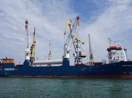 В Бердянском морском торговом порту собираются разгрузить 200 комплектов ветрогенераторов