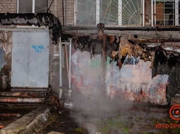 В Днепре возле общежития «Политехники» рухнула труба отопления