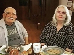 Первый канал показал Армена Джигарханяна после болезни