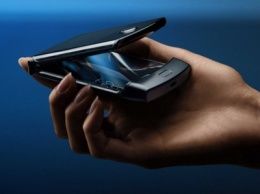 Разборка Motorola RAZR (2019) показала сложность ремонта гибкого смартфона