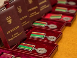 15 жителей Днепропетровщины получили государственные награды