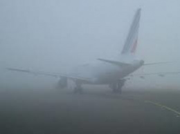 Аэропорт Симферополя начал принимать самолеты, задержанные из-за тумана