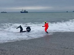 В Ялте на Приморском пляже смыло туриста: тело нашли в десятках метров от берега