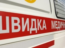 В Мариуполе бригада «скорой помощи» застряла в лифте вместе с пациентом