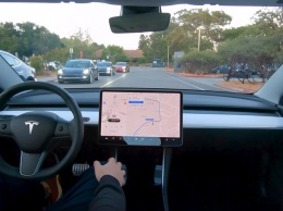 Tesla дистанционного отключила автопилот на Model S после его перепродажи