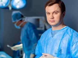 Доктор Максим Иванчук рассказал, чем отличаются разные виды грудных имплантов