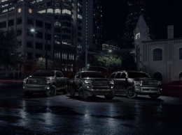 Toyota представила три внедорожника особой «ночной» серии (ФОТО)