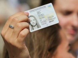 Выдавать паспорта будут по-новому: украинцам рассказали о нововведении - что нужно знать