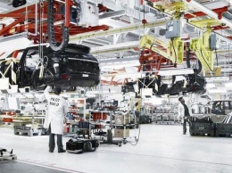 Jaguar Land Rover сократит производство на двух заводах
