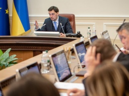Приготовьте валокордин: зарплаты украинских ТОП-чиновников сравнили с европейскими