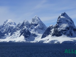 В Антарктиде рекордно потеплело
