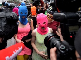 Полиция не нашла нарушений во время съемок клипа Pussy Riot