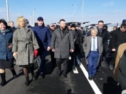 Нардепы проводят выездное заседание комитета на границе с Крымом