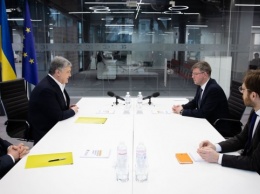 Порошенко обсудил с послом Литвы политические преследования в Украине