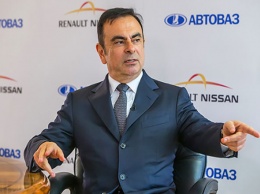 Nissan потребовала от беглого экс-главы компании компенсацию в $90 млн