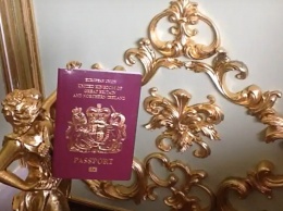 Британцев предупредили о проблемах с их паспортами в ЕС
