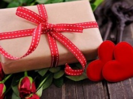 «Лучше бы ничего не дарил»: ТОП-19 странных подарков на День влюбленных