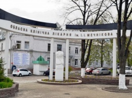 В больнице Мечникова в Днепре могут заменить сломанный ангиограф и снова спасать жизни