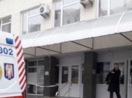 В очереди к врачу в поликлинике Голосеевского района Киева умер 48-летний мужчина