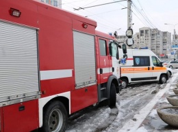 Внимание, пожар: уступают ли днепряне дорогу спецслужбам с сиреной (видео)