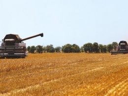 Крымские аграрии уже закупили 90% необходимого топлива