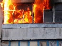В запорожской девятиэтажке из-за короткого замыкания сгорела квартира