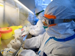 Китайской фармкомпании разрешили начать продавать возможное лекарство от коронавируса