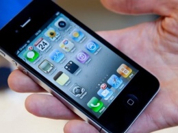 Apple решила сама делать антенну для iPhone 12. Чем это грозит?