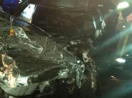 ДТП под Полтавой: Спасатели деблокировали мужчину из искореженного автомобиля