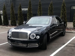 В Украину завезли один-единственный юбилейный Bentley за 15 миллионов