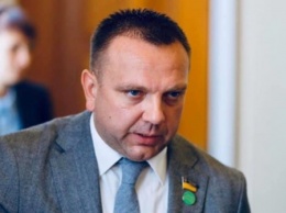 СМИ: В "Слуге народа" выбрали "смотрящего" на местных выборах в Луганской области