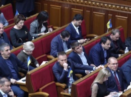 Рада может собраться на внеочередное заседание по Крыму и Майдану