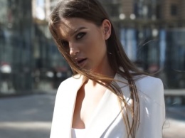 Как же ей хорошо без белья: Мисс Украина Леонила Гузь подразнила собой