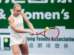 Лопатецкая снялась с матча квалификации турнира в Дохе