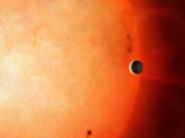 Астрономы открыли горячий юпитер, который находится очень близко к звезде
