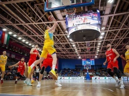 В Запорожье сборная Украины по баскетболу на последних секундах матча уступила Венгрии