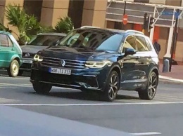 Обновленный Volkswagen Tiguan появится уже через месяц. Первые фото