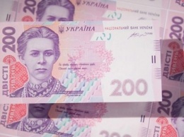 НБУ снова бьет тревогу: Украину заполонили фальшивые 200-гривневые купюры