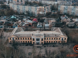 Как выглядит заброшенное здание института на левом берегу Днепра