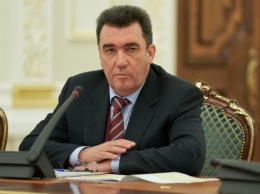 Глава СНБО допустил, что рано или поздно новый вирус доберется до Украины