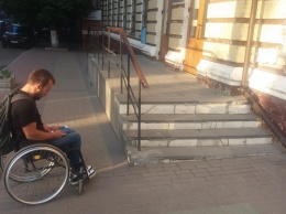 Киев без барьеров: как за полгода хотят улучшить условия для маломобильных жителей