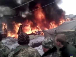 Под Черниговом пожар уничтожил несколько военных палаток: есть пострадавшие