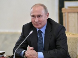 Путин предложил внести в Конституцию Бога, запретить гей-браки и указать Россию правопреемницей СССР