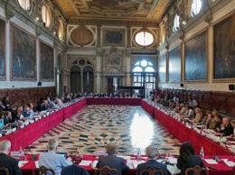 Венецианская комиссия отменила очередную пленарную сессию
