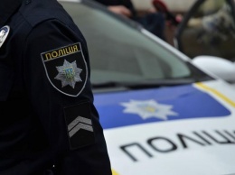 Полицейские Першотравенска задержали мужчину, который находился в розыске